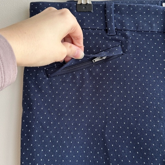 GAP Women’s Navy Blue and White Polka Dot Skinny Ankle Pants, Size 8 Regular - Picture 9 of 16